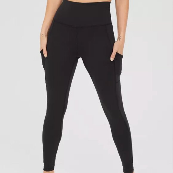 OFFLINE By Aerie - The Hugger High Waisted Pocket Legging - Black, Medium Long - Picture 2 of 4